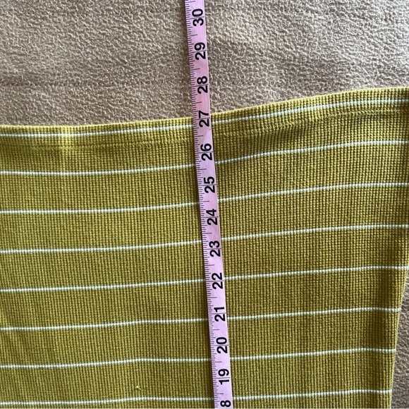 Ribbed long sleeve top Size XL - Picture 12 of 12